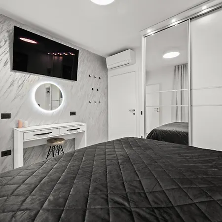 Polaris & Antares Villa Pula