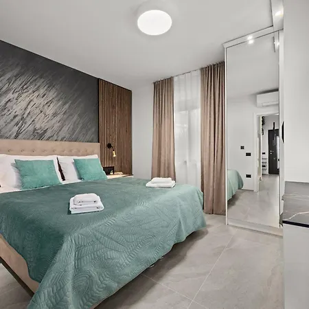 Polaris & Antares Villa Pula