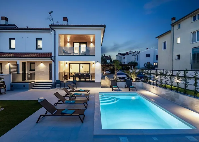 Polaris & Antares Pula