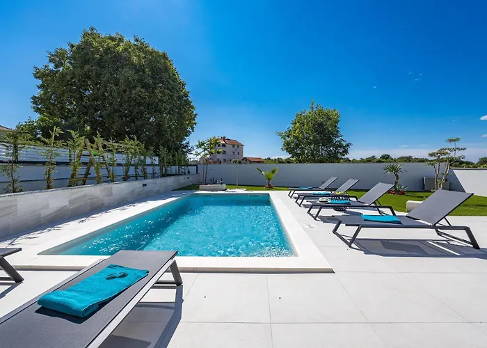 Villa Polaris & Antares Pula