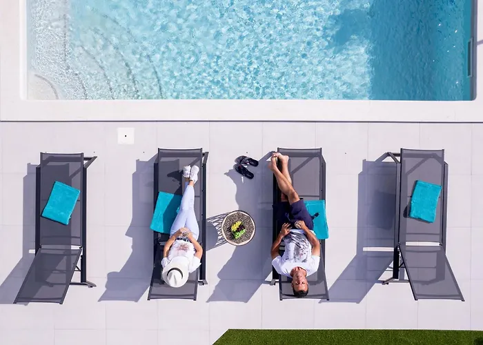 Polaris & Antares Pula