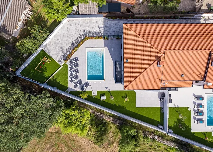 Villa Polaris & Antares Pula