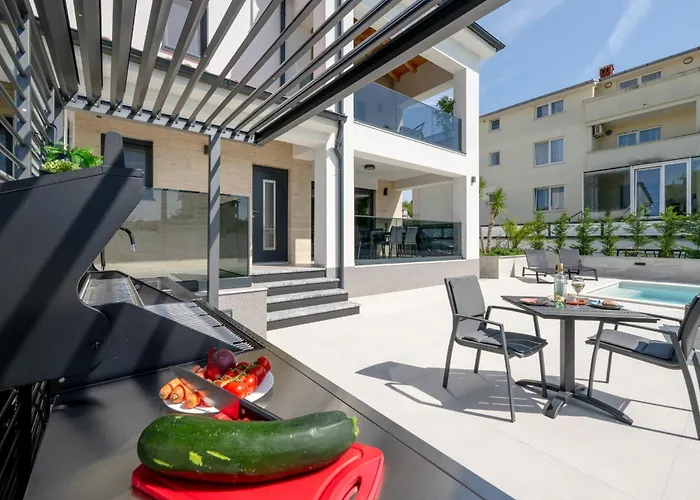 Polaris & Antares Villa