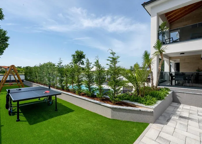 Polaris & Antares Villa Pula